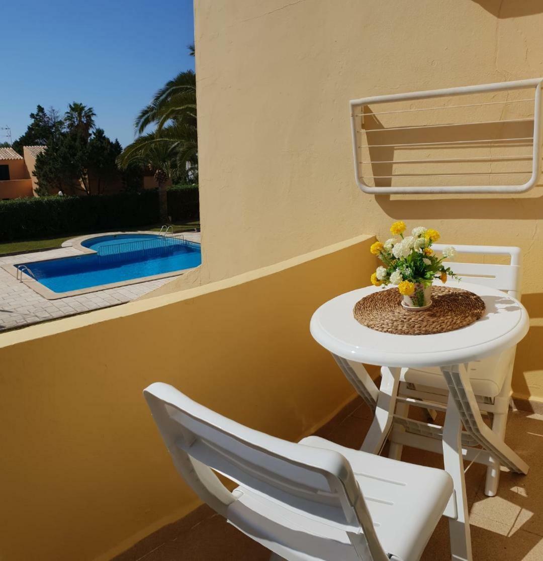 Apartamentos Costa Menorca Cala'N Bosch  Exterior photo
